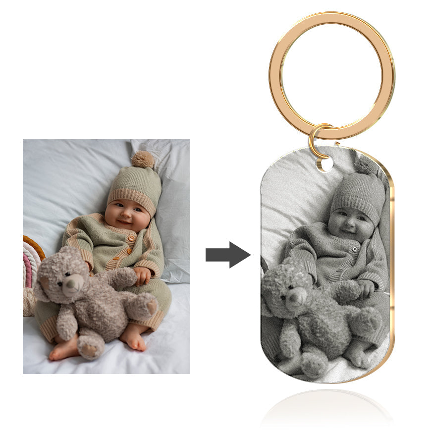 Custom gold oval keychain with a beautiful child's photo – Personalised engraved gift