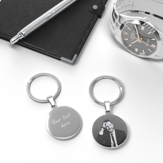 Personalised round keychain for boss – stylish and professional gift idea